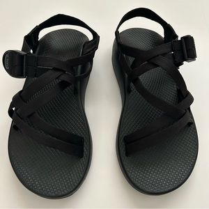 Men's Black Chaco Adjustable Straps all day Comfort Hiking or beach Sandals - 9